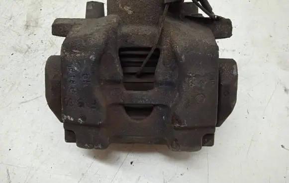 Alfa Romeo 159 Front brake caliper