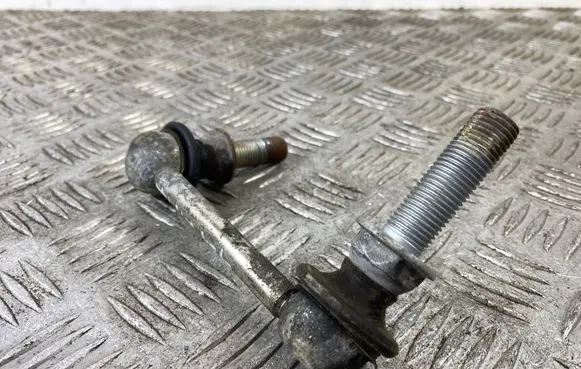 Mitsubishi Outlander IV Rear anti-roll bar/stabilizer link 
