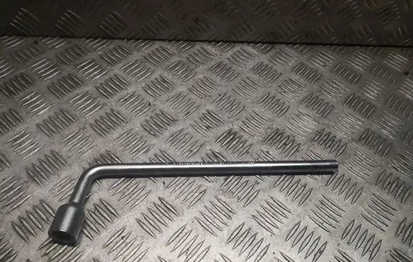 Mercedes-Benz E W212 Wheel nut wrench A2215810001 2215810001
