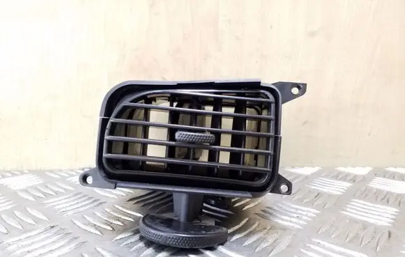 Subaru Outback Dashboard side air vent grill/cover trim
