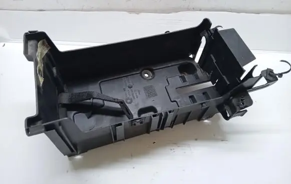 Opel Insignia A Battery tray 13448185