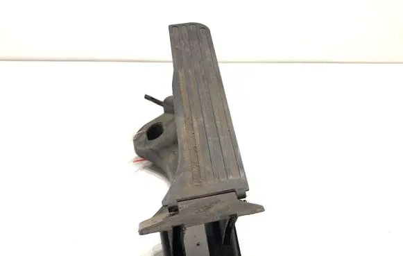 Volkswagen Caddy Accelerator throttle pedal 1T1721503J