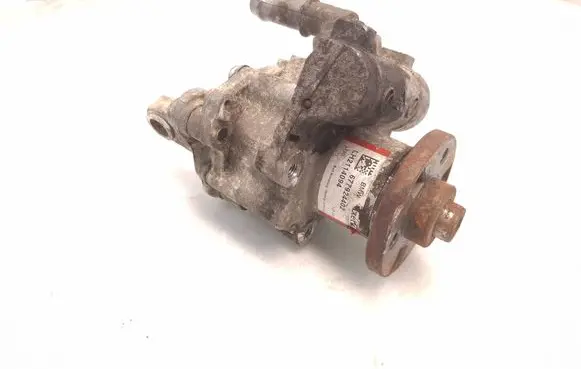 BMW 1 E82 E88 Power steering pump 677924402 LH2114094 6779244