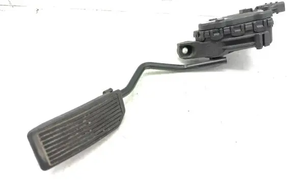 Nissan Primera Accelerator throttle pedal 18002AU410 6PV00862001