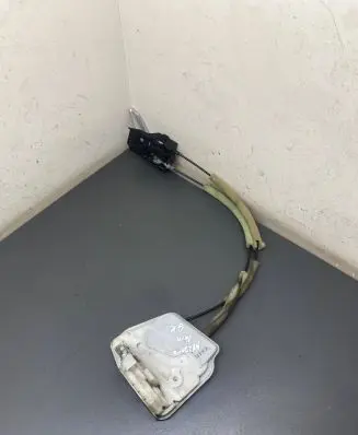 Mazda 6 Rear door lock 2L21