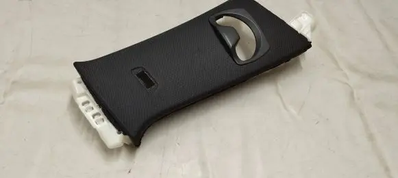 BMW 4 F32 F33 (B) pillar trim (top) 7276894