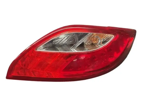 Mazda 2 Rear/tail lights D65151150 K2442 P5776