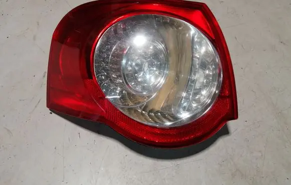Volkswagen PASSAT B6 Rear/tail lights 3C9945095