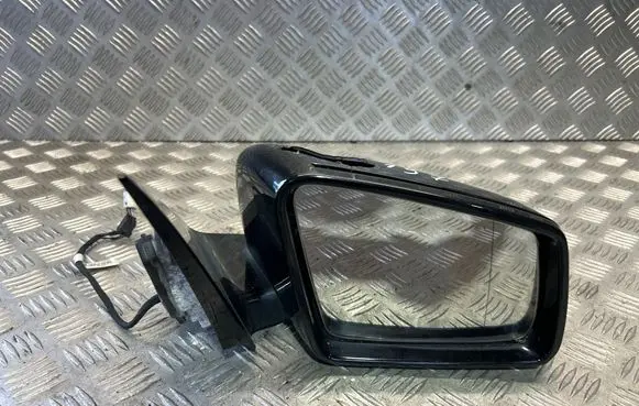 Mercedes-Benz E W212 Front door electric wing mirror A3159412