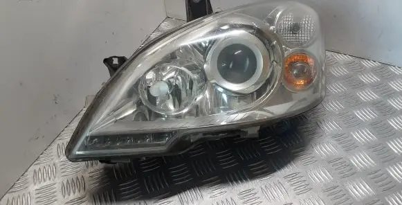 Mercedes-Benz Vito Viano W639 Headlight/headlamp 5DV00961000