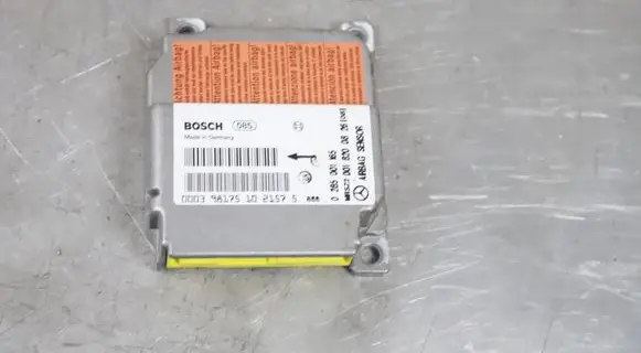 Mercedes-Benz CLK A208 C208 Airbag control unit/module 0018200826