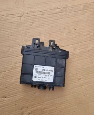 Audi A3 S3 8L Gearbox control unit/module 01M927733EQ 5DG00792103