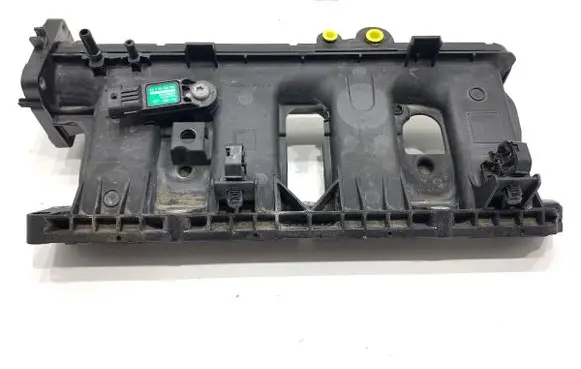 Nissan Juke I F15 Intake manifold 140036266R