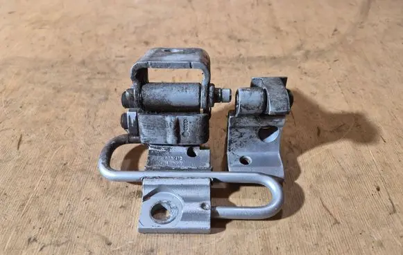 Audi A3 S3 8P Rear door hinge set 8P4833412