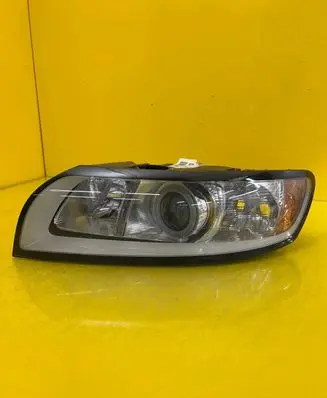 Volvo V50 Headlight/headlamp 31265694
