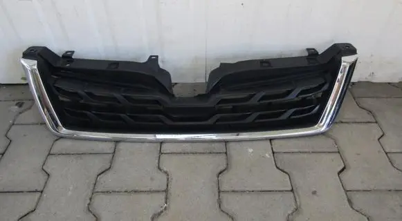 Subaru Forester SJ Front bumper upper radiator grill 91122SG100