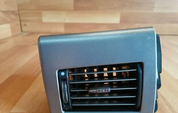 Jaguar XF X250 Dashboard side air vent grill/cover trim 8X2014A23BJ