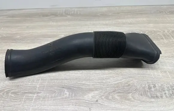 Mercedes-Benz GL X164 Air intake hose/pipe A1645051061