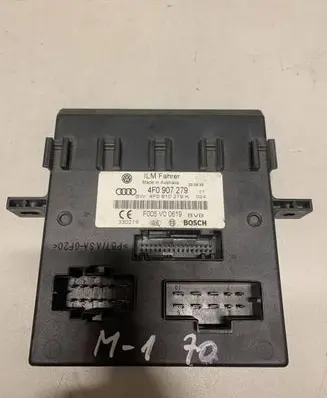 Volkswagen Jetta VI Comfort/convenience module 4F0907279 F005V00619