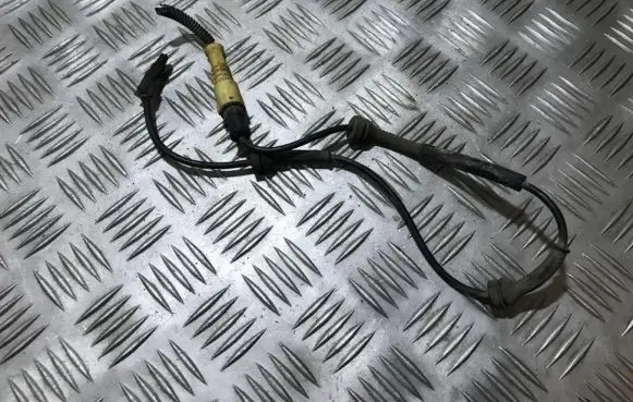 Renault Laguna II ABS brake wheel speed sensor 8200084125 100711-58941