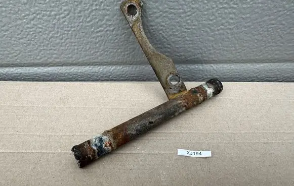 Jeep Cherokee XJ Fuel line pipe 4778980