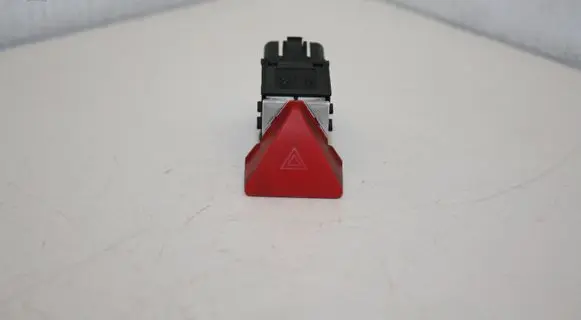 Volkswagen Caddy Hazard light switch 1T0953509