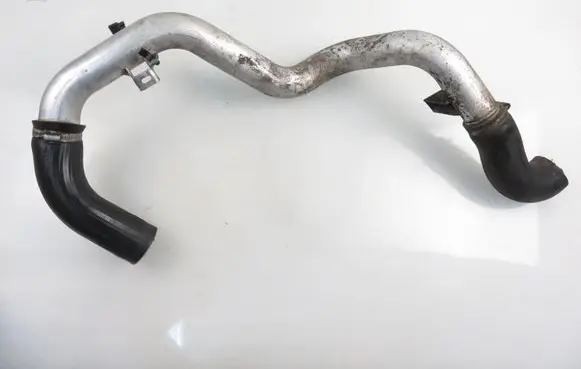 Volvo S40, V40 Intercooler hose/pipe 30899060