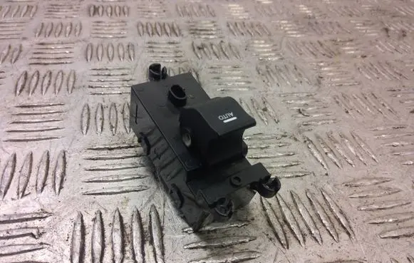 Hyundai i40 Electric window control switch 93580-3Z050