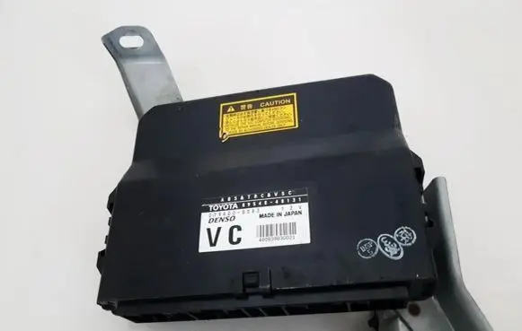 Lexus RX 300 ABS control unit/module 8954048131