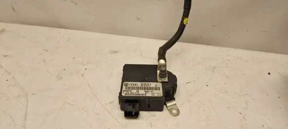 Audi A6 S6 C6 4F Power management control unit 4F0915181A