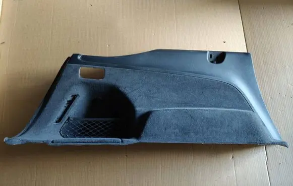 Audi Q7 4M Other trunk/boot trim element 4M0863879