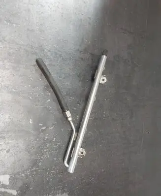 Audi A4 S4 B6 8E 8H Fuel main line pipe 06B133317AF