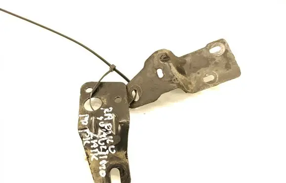 Peugeot 508 Radiator mount bracket 