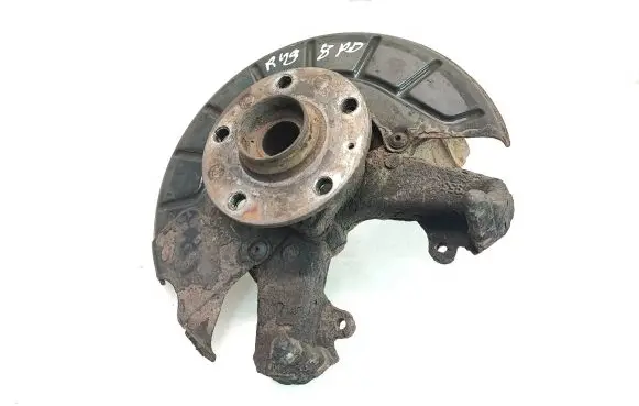 Skoda Octavia Mk2 (1Z) Front wheel hub spindle knuckle
