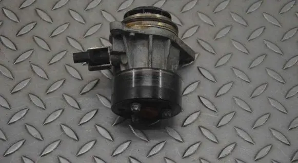 Land Rover Range Rover Sport L494 Water pump FW938501AC