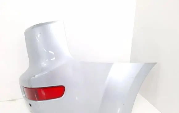 Rear bumper corner part panel trim