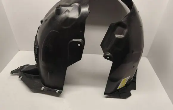 Audi A3 8Y Front arch 8Y0821172R 8Y0821172Q