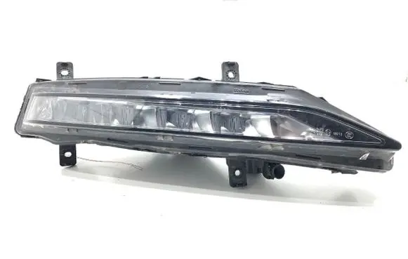 Skoda Superb B8 (3V) Front fog light 3V0941700B