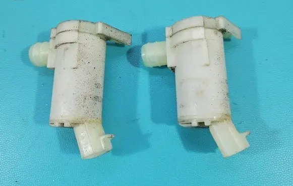 Suzuki Vitara (LY) Windscreen/windshield washer pump IMPRK1430853