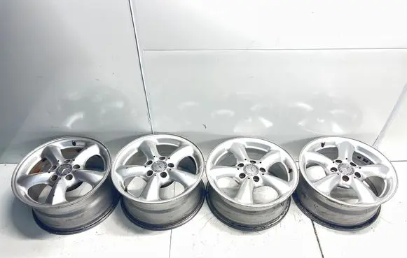 R16 alloy rim