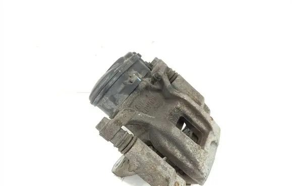 Toyota Highlander XU70 Rear brake caliper 16R