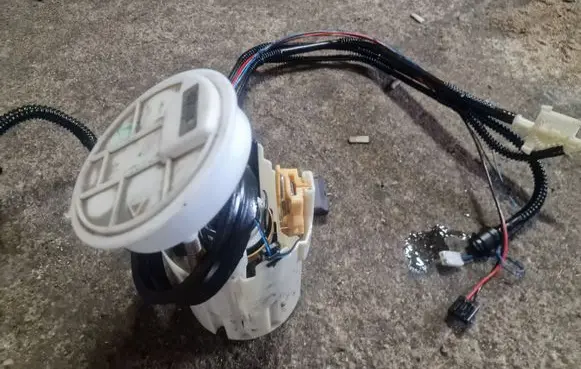 Mercedes-Benz CLC CL203 In-tank fuel pump