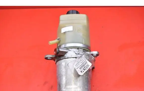 Ford Focus C-MAX Power steering pump
