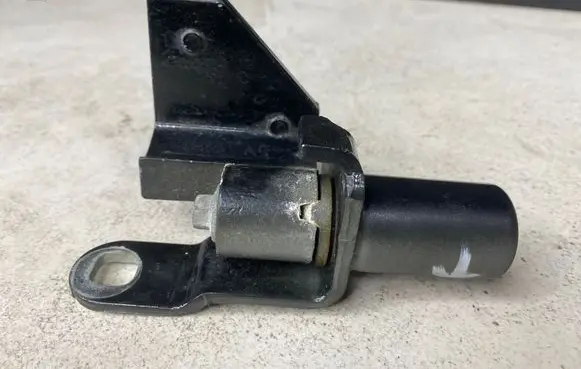 Ford Mondeo MK IV Rear door upper hinge