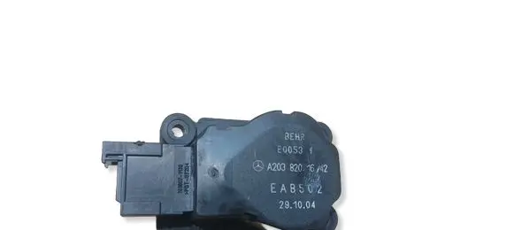 Mercedes-Benz CLK A209 C209 Air flap motor/actuator A2038201642