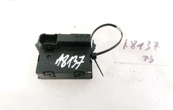 Audi A6 S6 C5 4B Screen/display/small screen 8L0919272A