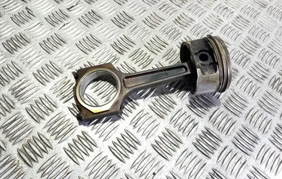 Piston with connecting rod