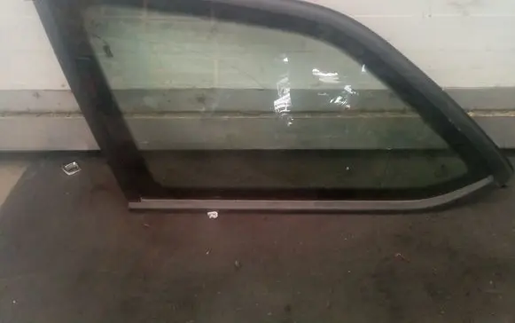 Skoda Octavia Mk3 (5E) Rear side window