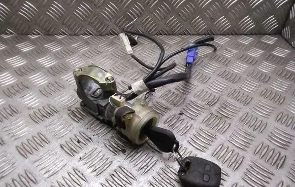 Subaru Legacy Ignition lock