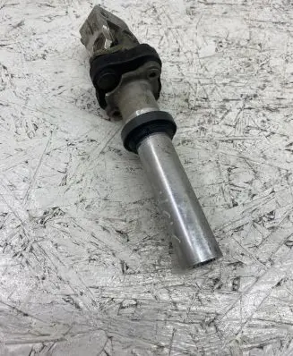 Mercedes-Benz C W204 Steering wheel axle 204460191